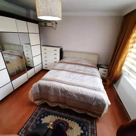 דירה 100 Meters To Sea, Ground Floor