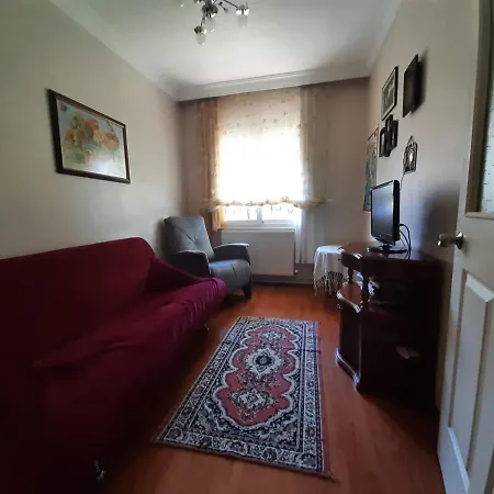 דירה 100 Meters To Sea, Ground Floor